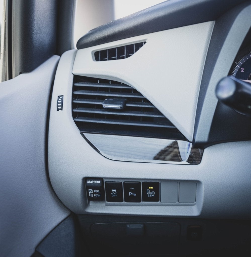 2017 Toyota Sienna XLE Premium 8 Passenger