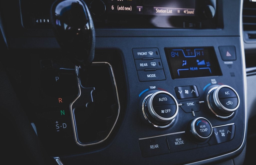 2017 Toyota Sienna XLE Premium 8 Passenger