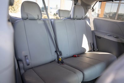 2017 Toyota Sienna XLE Premium 8 Passenger