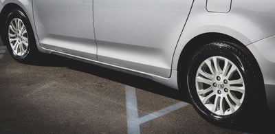 2017 Toyota Sienna XLE Premium 8 Passenger