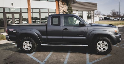 2010 Toyota Tacoma Base V6