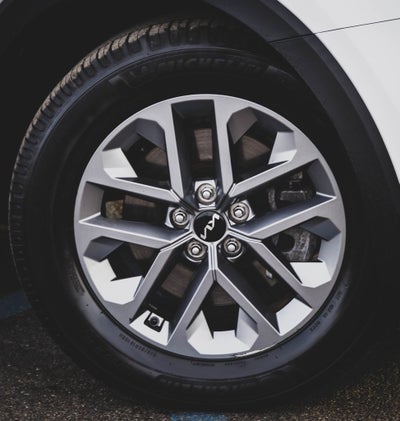 2023 Kia Telluride LX