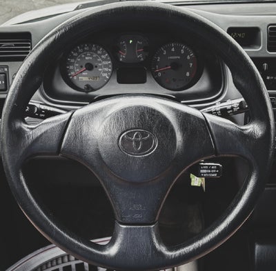 2000 Toyota RAV4 Base