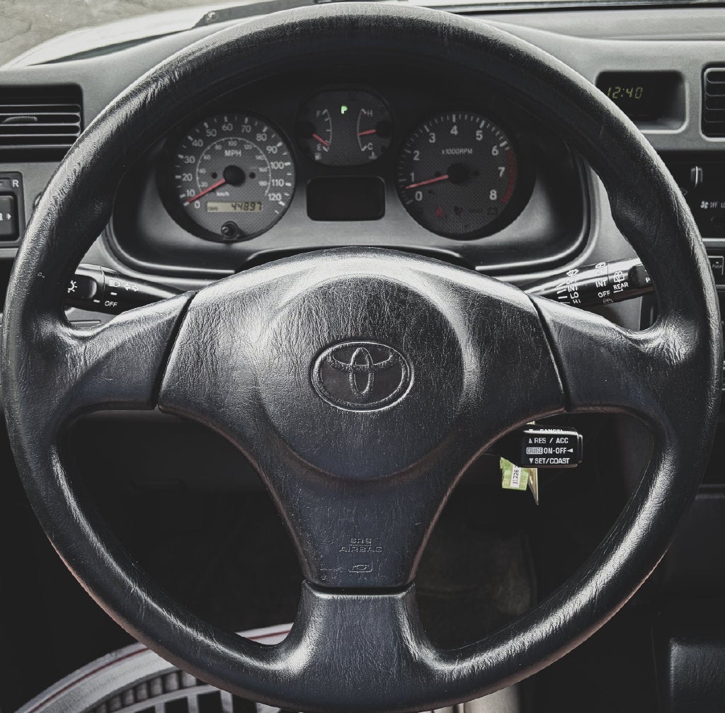 2000 Toyota RAV4 Base
