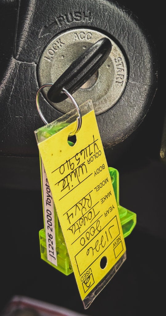 2000 Toyota RAV4 Base