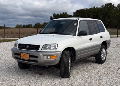 2000 Toyota RAV4 Base