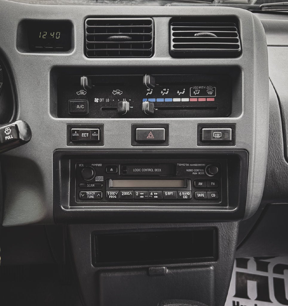 2000 Toyota RAV4 Base