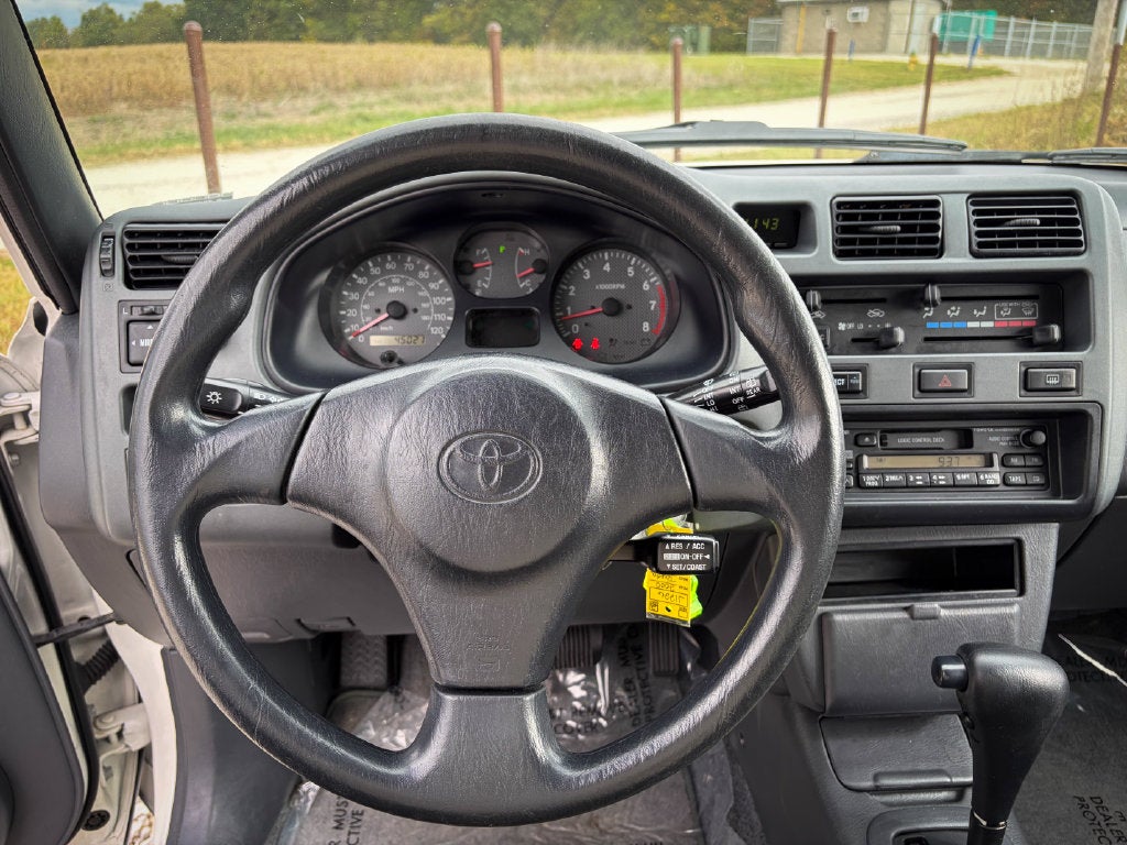 2000 Toyota RAV4 Base