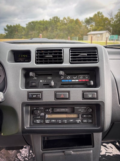 2000 Toyota RAV4 Base