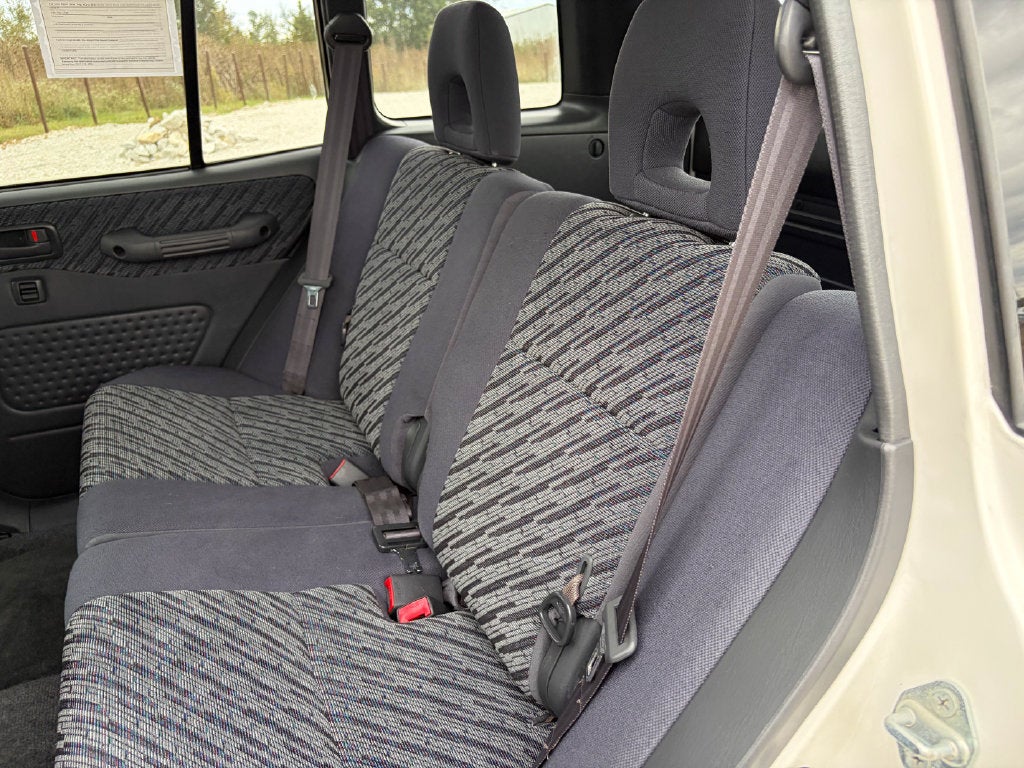 2000 Toyota RAV4 Base