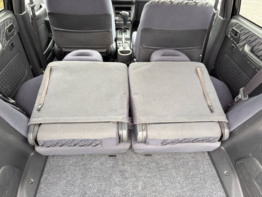 2000 Toyota RAV4 Base
