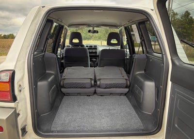 2000 Toyota RAV4 Base