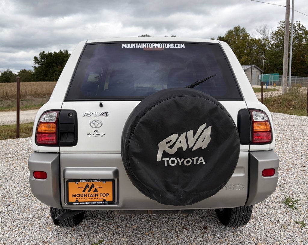 2000 Toyota RAV4 Base
