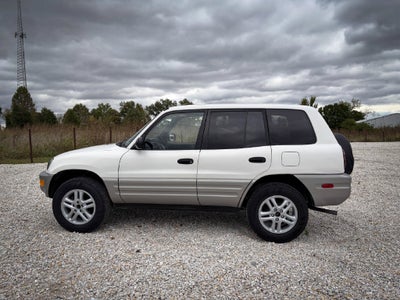 2000 Toyota RAV4 Base