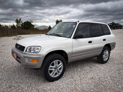 2000 Toyota RAV4 Base