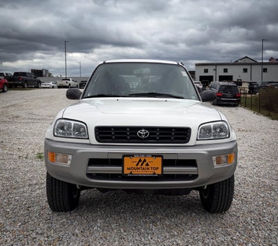2000 Toyota RAV4 Base