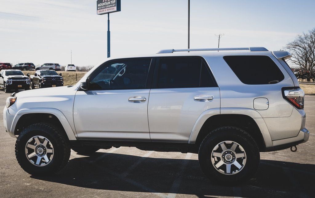 2017 Toyota 4Runner SR5
