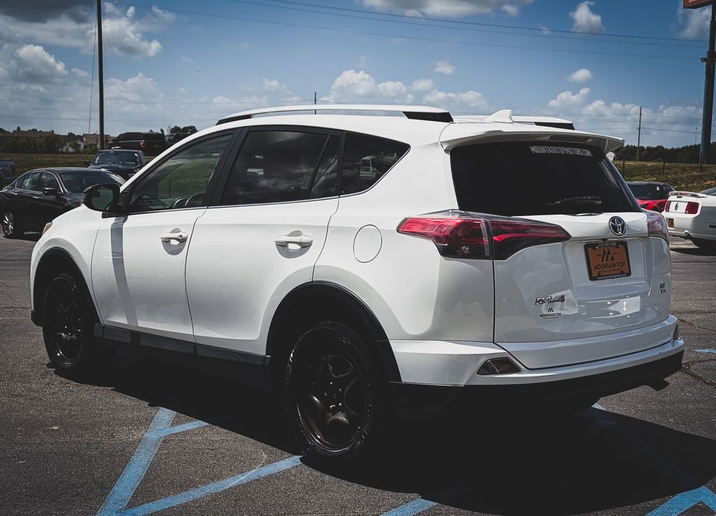 2016 Toyota RAV4 LE