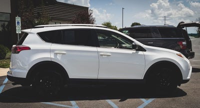 2016 Toyota RAV4 LE