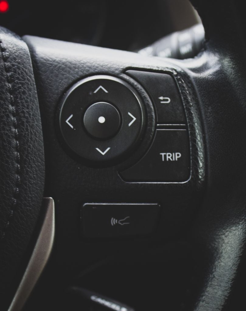 2018 Toyota RAV4 Hybrid XLE